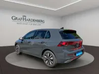 Gebraucht VW Golf VIII Move 110 PS (80 kW) 2024 Grau Limousine