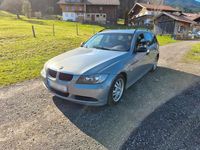 Gebraucht BMW 320 163 PS (119 kW) 2006 Blau Kombi