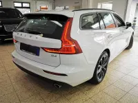Gebraucht Volvo V60 Momentum 190 PS (139 kW) 2018 Weiß Kombi