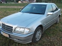 Gebraucht Mercedes C200 136 PS (100 kW) 1998 Silber metallic Limousine