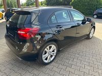 Gebraucht Mercedes A180 122 PS (89 kW) 2016 Schwarz Limousine