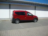 Gebraucht Dacia Dokker Stepway 95 PS (69 kW) 2020 Rot Van / Kleinbus
