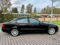 Gebraucht Mercedes E280 Avantgarde 190 PS (139 kW) 2007 Schwarz Limousine
