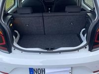 Gebraucht VW e-up! Style 61 kW (83 PS) 2020 Weiß Kleinwagen