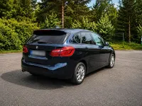 Gebraucht BMW 218 Active Tourer 150 PS (110 kW) 2015 Blau Van / Kleinbus