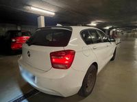 Gebraucht BMW 114 102 PS (75 kW) 2012 Weiß Kleinwagen