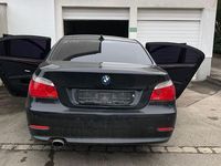 Gebraucht BMW 520 177 PS (130 kW) 2008 Schwarz Limousine