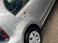 Gebraucht VW e-up! 61 kW (83 PS) 2020 Grau Kleinwagen