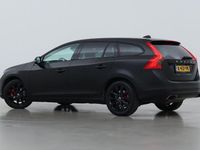 Gebraucht Volvo V60 152 PS (111 kW) 2017 Schwarz Kombi