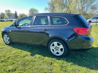 Gebraucht Opel Astra Design Edition 110 PS (80 kW) 2011 Schwarz Kombi