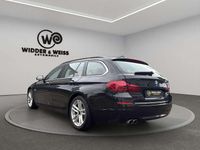 Gebraucht BMW 520 Luxury Line 184 PS (135 kW) 2013 Saphirschwarz Kombi