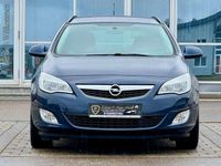 Gebraucht Opel Astra Design Edition 110 PS (80 kW) 2011 Blau Kombi