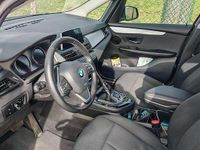 Gebraucht BMW 216 116 PS (85 kW) 2019 Grau Kombi