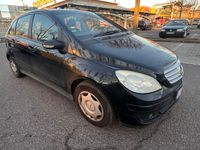 Second-hand Mercedes B150 95 CP (69 kW) 2008 Negru Monovolum