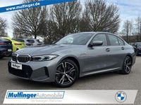 Gebraucht BMW 330e M Sport 292 PS (214 kW) 2024 Skyscraper grau (metallic) Limousine