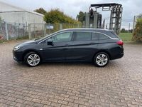 Gebraucht Opel Astra Dynamic 136 PS (100 kW) 2016 Schwarz Kombi