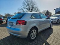 Gebraucht Audi A3 Attraction 125 PS (91 kW) 2012 Silber Kleinwagen