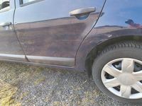 Gebraucht Dacia Sandero 75 PS (55 kW) 2010 Blau Limousine