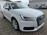 Gebraucht Audi A1 Design 95 PS (69 kW) 2016 Gletscherweiß Kleinwagen