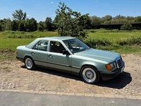 Gebraucht Mercedes E230 136 PS (100 kW) 1987 Limousine