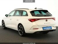 Usado Cupra Leon 150 HP (110 kW) 2024 Branco Sedan