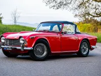 Gebraucht Triumph TR 250 103 PS (75 kW) 1968 Rot Cabrio