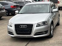 Gebraucht Audi A3 Attraction 105 PS (77 kW) 2012 Silber Kleinwagen