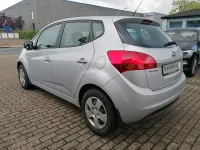 Używany Kia Venga 90 KM (66 kW) 2012 Srebrny Hatchback