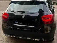 Gebraucht Mercedes A180 122 PS (89 kW) 2016 Schwarz Kleinwagen
