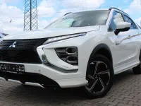 Gebraucht Mitsubishi Eclipse Cross Plus 188 PS (138 kW) 2022 Weiß SUV