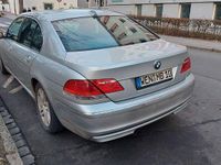 Gebraucht BMW 730 258 PS (189 kW) 2005 Silber Limousine
