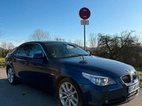 Gebraucht BMW 520 Sport Line 150 PS (110 kW) 2005 Blau Limousine