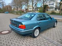 Gebraucht BMW 318 116 PS (85 kW) 1997 Grün Limousine