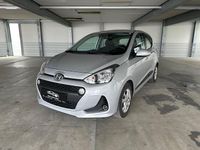 Gebraucht Hyundai i10 87 PS (63 kW) 2017 Silber Kleinwagen