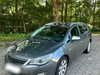 Gebraucht Opel Astra 165 PS (121 kW) 2012 Grau Kombi