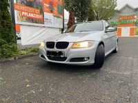 Gebraucht BMW 320 184 PS (135 kW) 2010 Silber Kombi