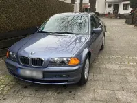 Gebraucht BMW 320 150 PS (110 kW) 1998 Blau Limousine
