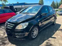 Gebraucht Mercedes B160 95 PS (69 kW) 2011 Schwarz Kleinwagen