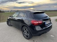 Gebraucht Mercedes GLA180 122 PS (89 kW) 2017 Schwarz SUV