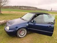 Używany VW Golf Trendline 116 KM (85 kW) 2001 Niebieski Kabriolet