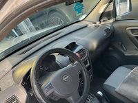 Second-hand Opel Combo 51 CP (37 kW) 2008 Argintiu Monovolum