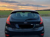 Gebraucht Ford Fiesta Trend 82 PS (60 kW) 2011 Schwarz Kleinwagen