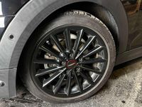 Gebraucht Mini John Cooper Works 136 PS (100 kW) 2019 Midnight black metallic Kleinwagen