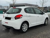 Gebraucht Peugeot 208 Access 68 PS (50 kW) 2016 Weiß Kleinwagen
