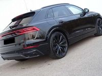 Gebraucht Audi Q8 S-Line 286 PS (210 kW) 2023 Mythosschwarz SUV