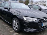 Gebraucht Audi A4 Advanced 204 PS (150 kW) 2022 Mythosschwarz metallic Kombi