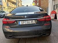Gebraucht BMW 730 M Sport 265 PS (194 kW) 2017 Schwarz Limousine