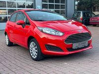 Gebraucht Ford Fiesta Trend 82 PS (60 kW) 2015 Rot Limousine