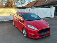 Gebraucht Ford Fiesta ST 182 PS (133 kW) 2014 Rot Kleinwagen