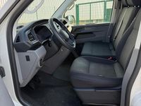 Gebraucht VW Transporter 110 PS (80 kW) 2022 Grau Van